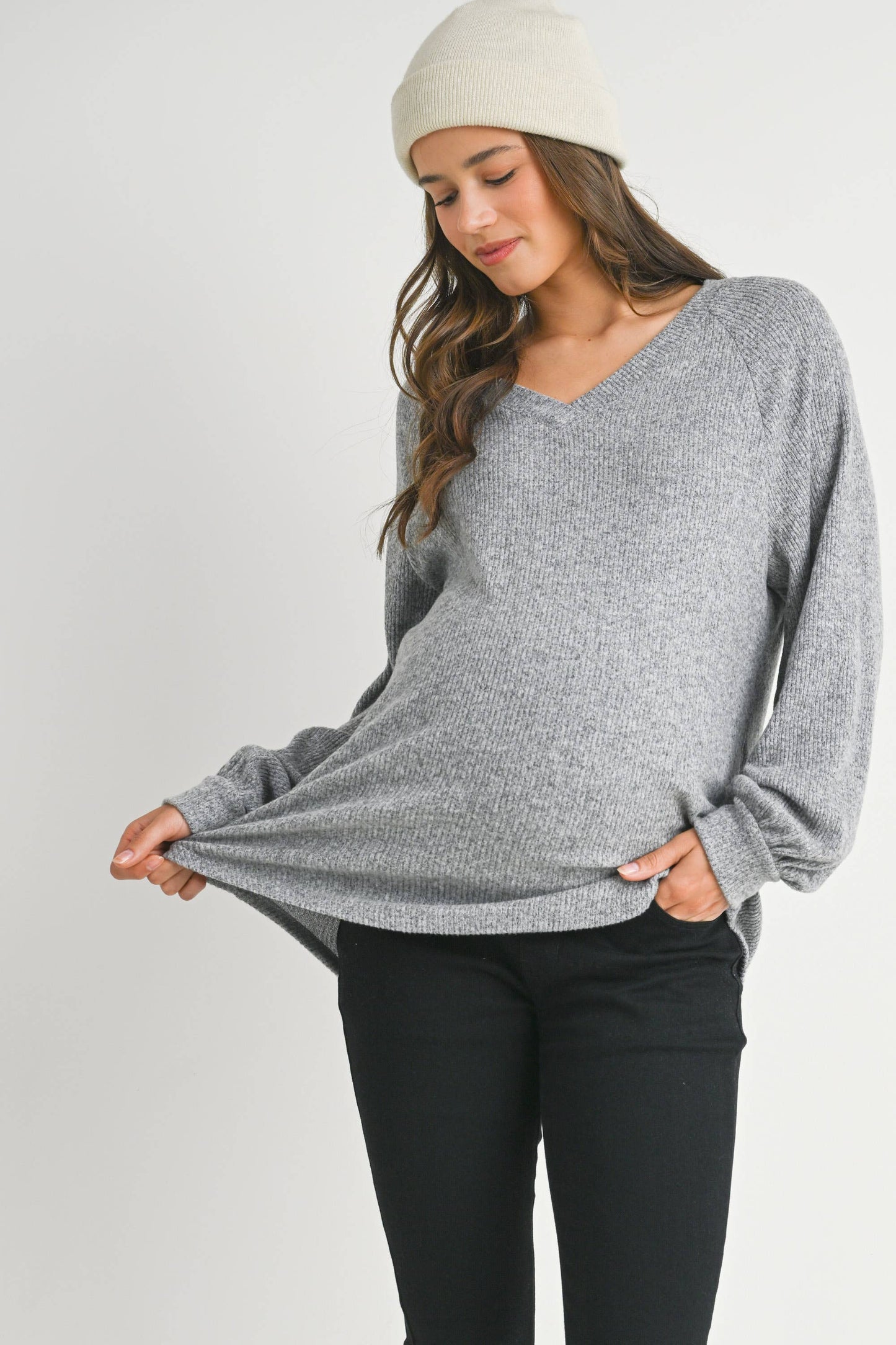 Ribbed V-Neck Long Sleeve Maternity Top