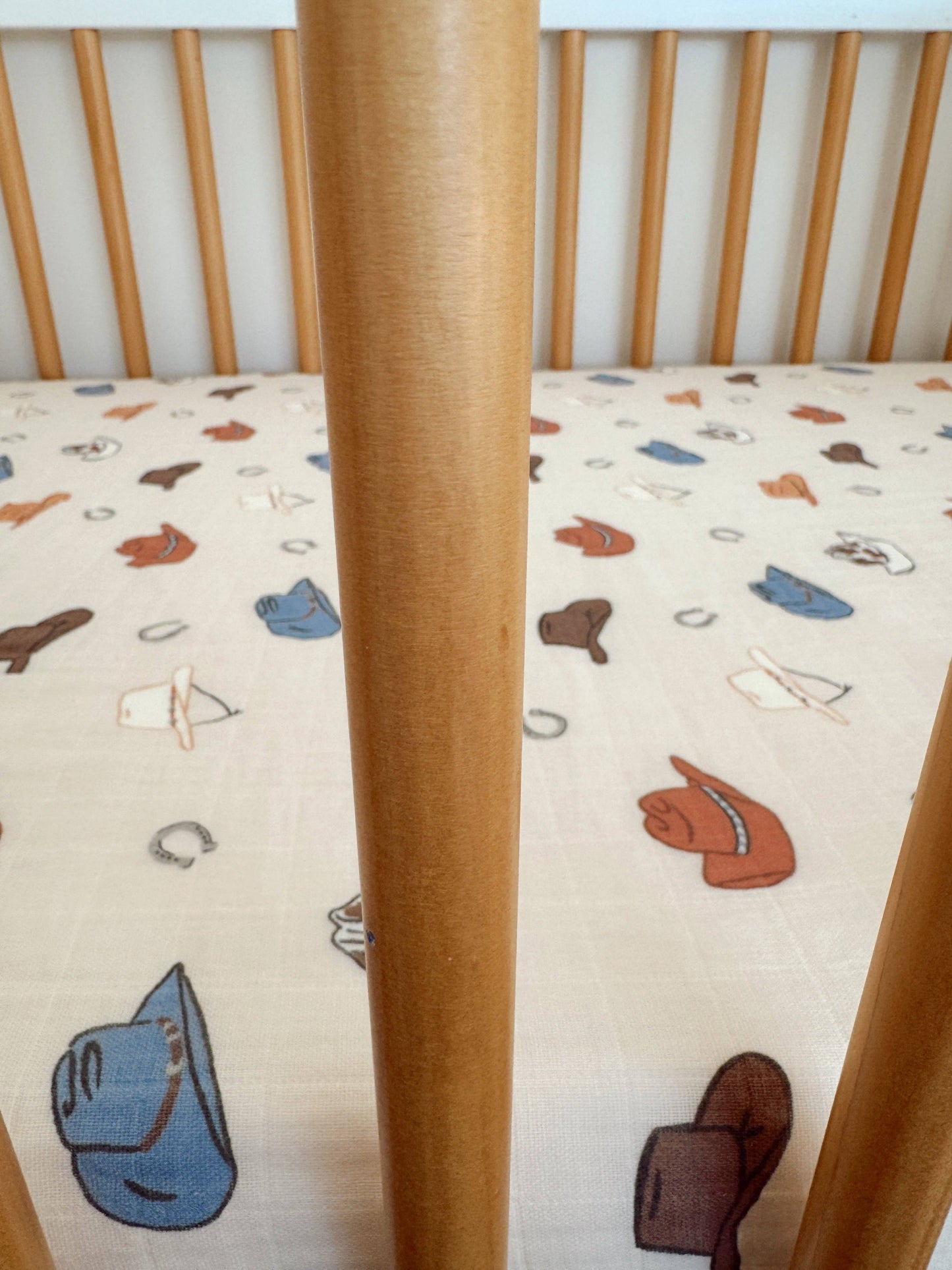 Muslin Crib Sheet / Western