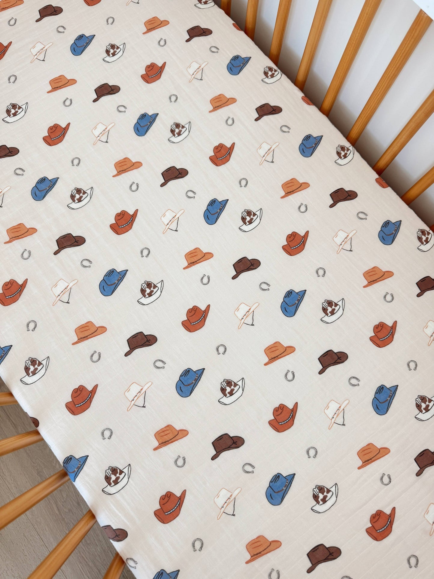 Muslin Crib Sheet / Western